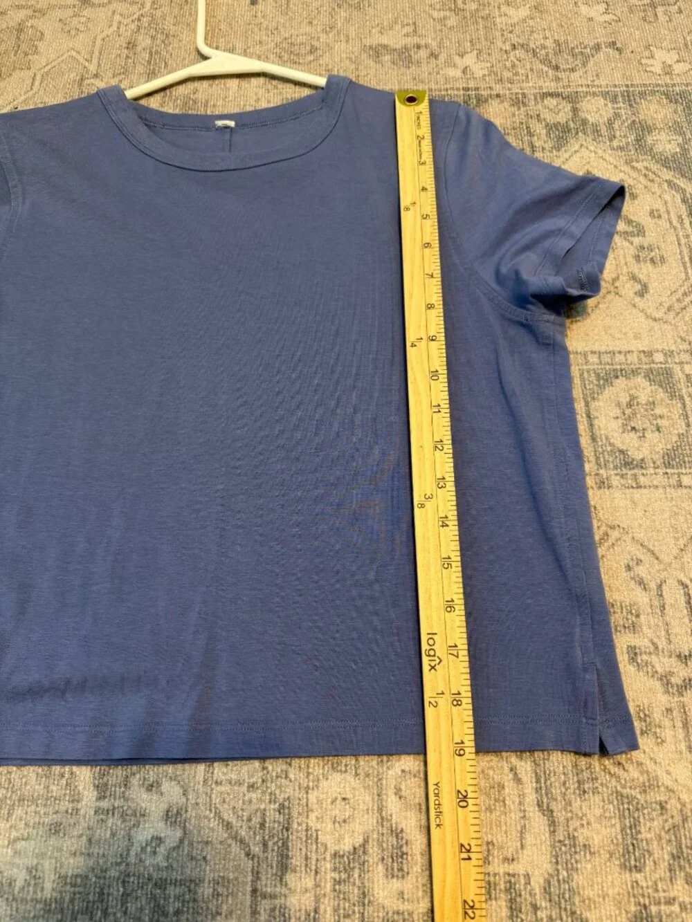 Lululemon Women's Blue Crop Boxy Short Sleeve Crew Neck Shirt Small Casual